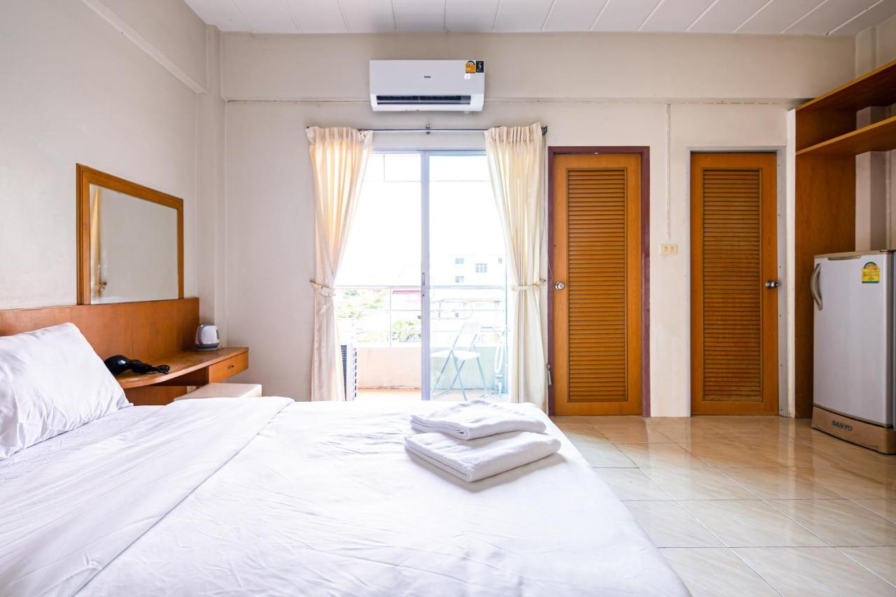 Go Inn V สนามบิน Bangkok Dış mekan fotoğraf